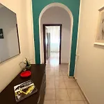 Apartment Waterfront 150 Mt Dal Mare