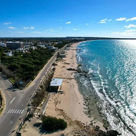 Apartment Waterfront 150 Mt Dal Mare *