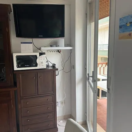 Apartamento Waterfront 150 Mt Dal Mare