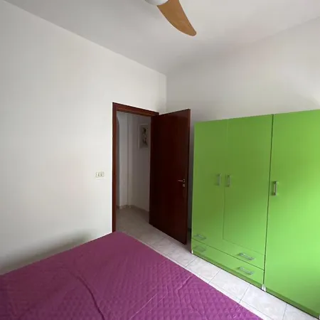 Waterfront 150 Mt Dal Mare Apartment *