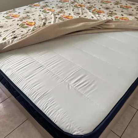 Waterfront 150 Mt Dal Mare 公寓 *