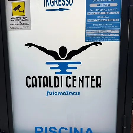 Waterfront 150 Mt Dal Mare Apartment