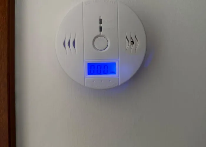 Apartment Waterfront 150 Mt Dal Mare