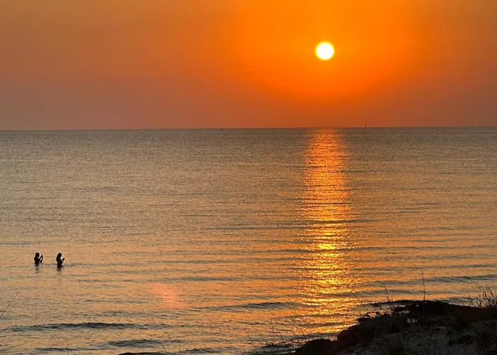 Apartment Waterfront 150 Mt Dal Mare