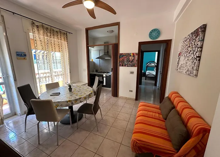 Appartamento Waterfront 150 Mt Dal Mare